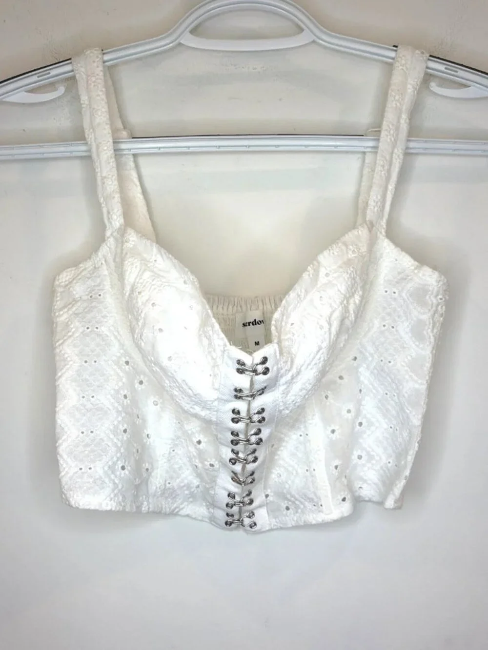 Superdown Romona Crop Top Sz M White Eyelet Lace Coquette Cottage Core Boho - Picture 5 of 11